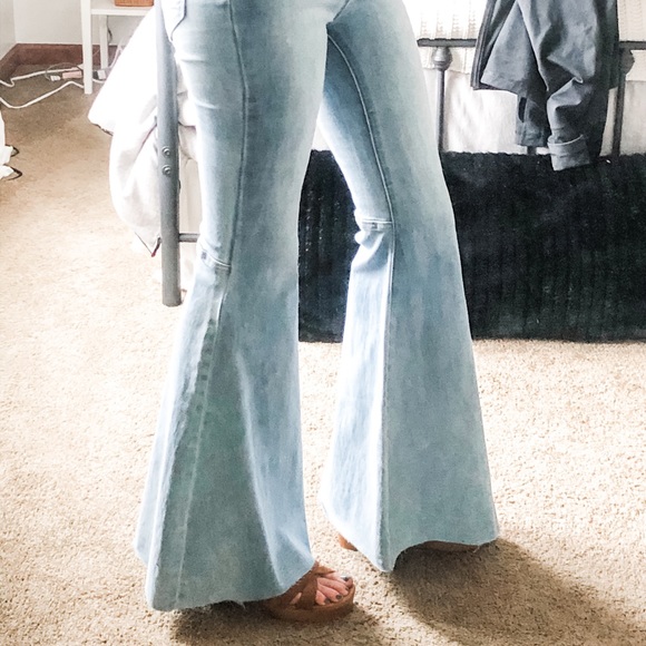 NWT Flare Jeans soft denim - Picture 4 of 11